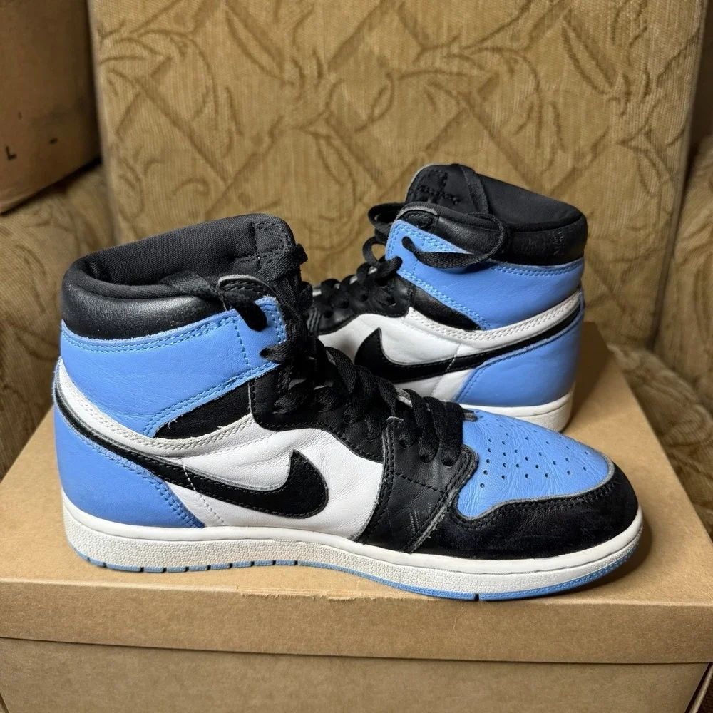 Jordan 1 Retro High OG UNC Toe Sneaker‎ DZ5485-400 Men's 7.5 Used No Box
